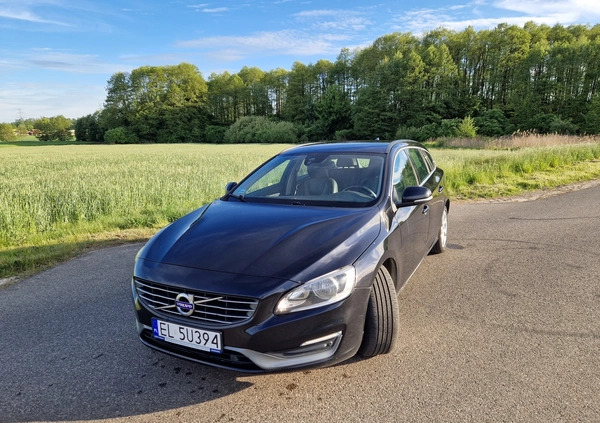 Volvo V60 cena 35000 przebieg: 215000, rok produkcji 2014 z Pabianice małe 79